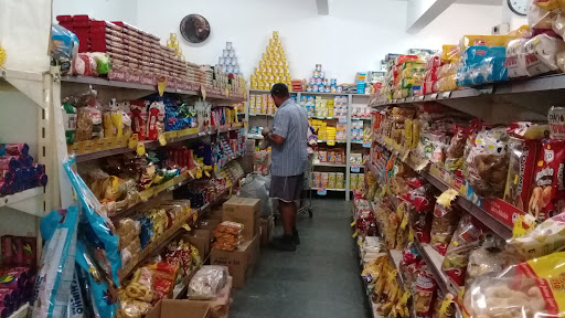 Super Mercado Pinheiro E Neto