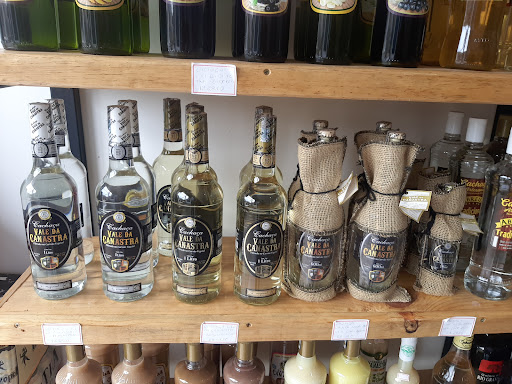 Nosso Cantinho Empório de queijos ,doces e bebidas