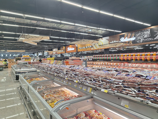 X Supermercados