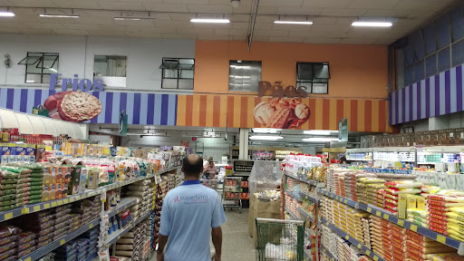 Supermercado Superluna