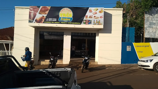 Comercial três irmãos
