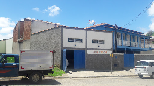 J B M Frios