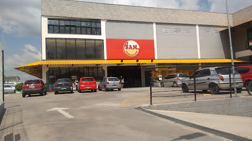 San Supermercados