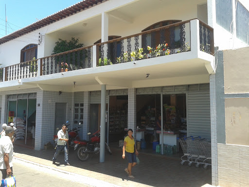 Supermercado Pais e Filhos